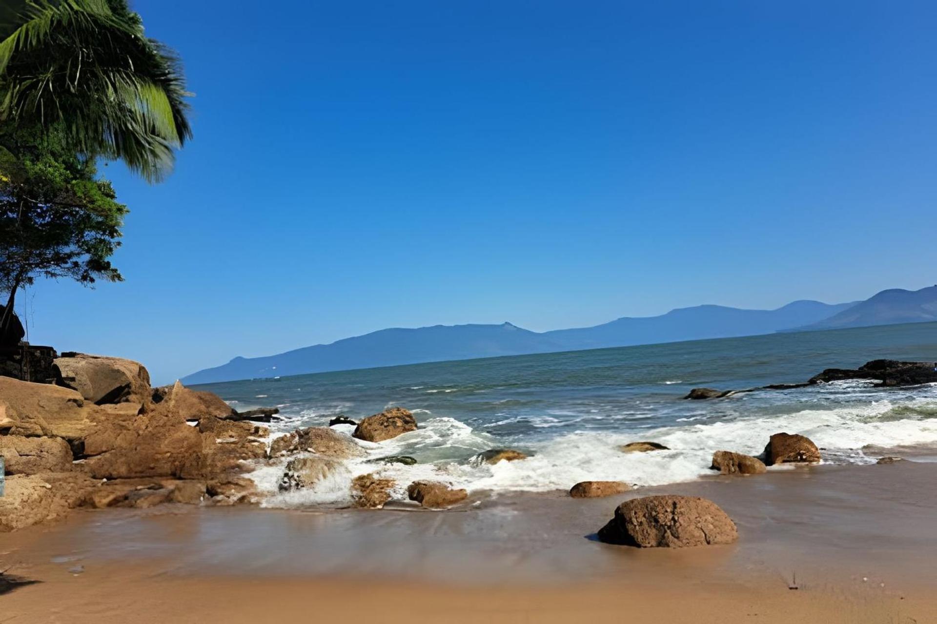 Chale Proximo A Praia Martim De Sa Caraguatatuba Bagian luar foto